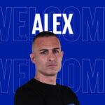 OFICIAL: Inter apresenta Alex Cordaz, ex-goleiro do rebaixado Crotone