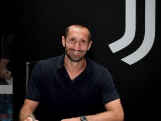 Juventus renova com Chiellini até 2023