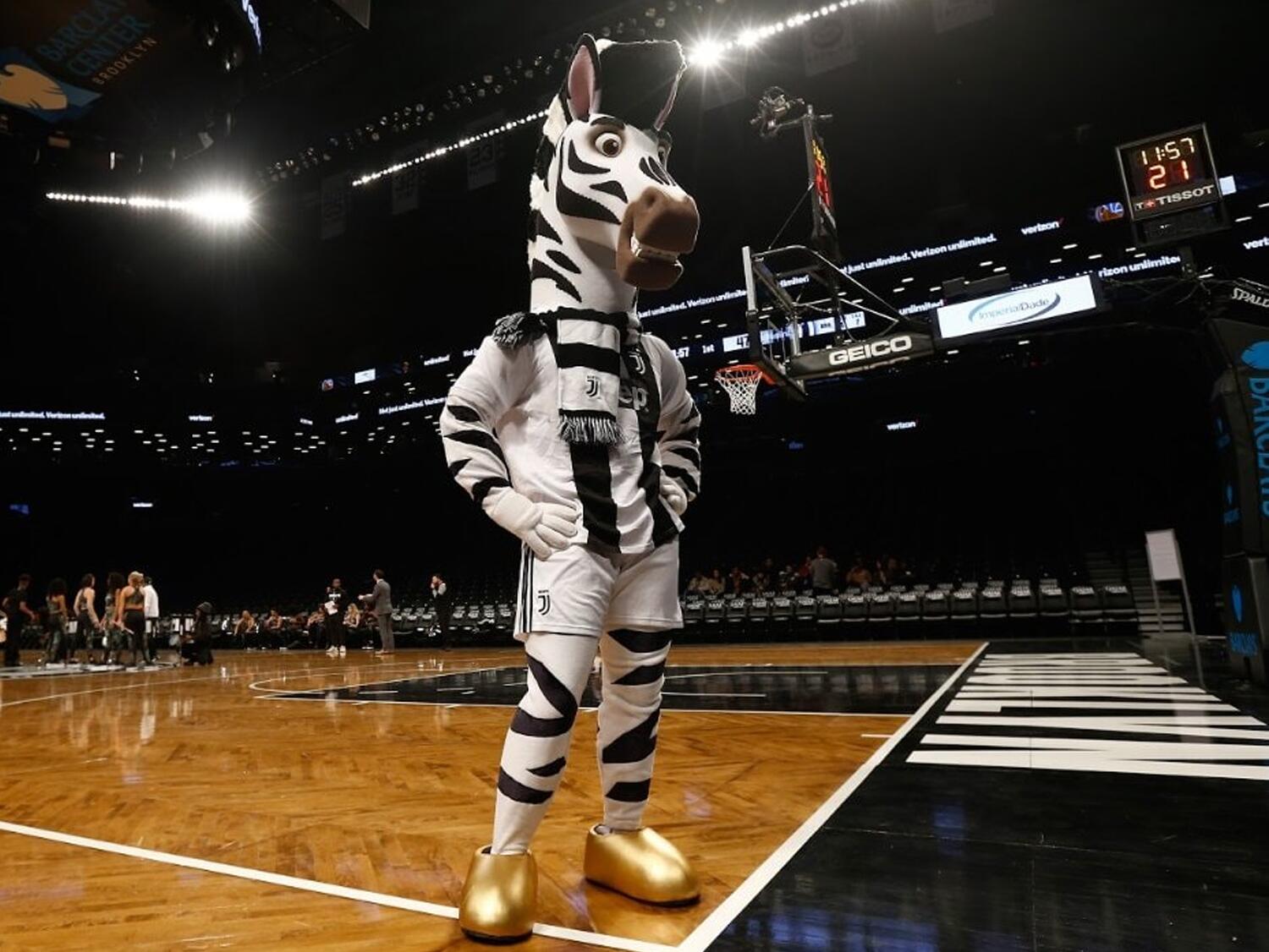 mascotes dos times italianos - Juventus Zebra